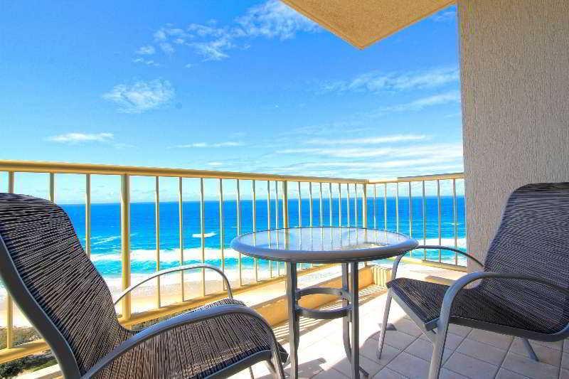 Capricorn One Beachside Holiday Apartments - Official Gold Coast Exterior photo