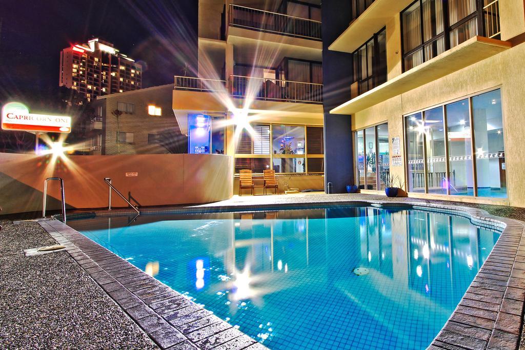 Capricorn One Beachside Holiday Apartments - Official Gold Coast Exterior photo