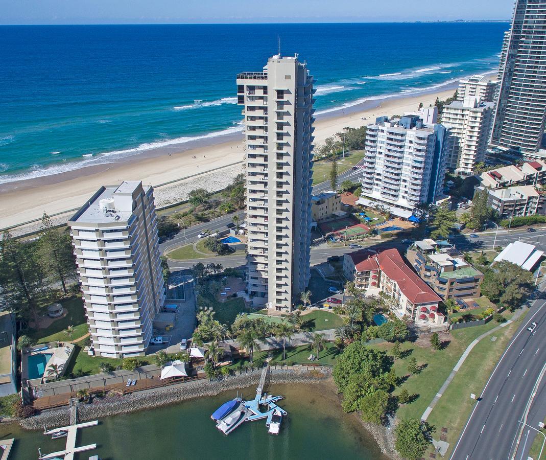 Capricorn One Beachside Holiday Apartments - Official Gold Coast Exterior photo