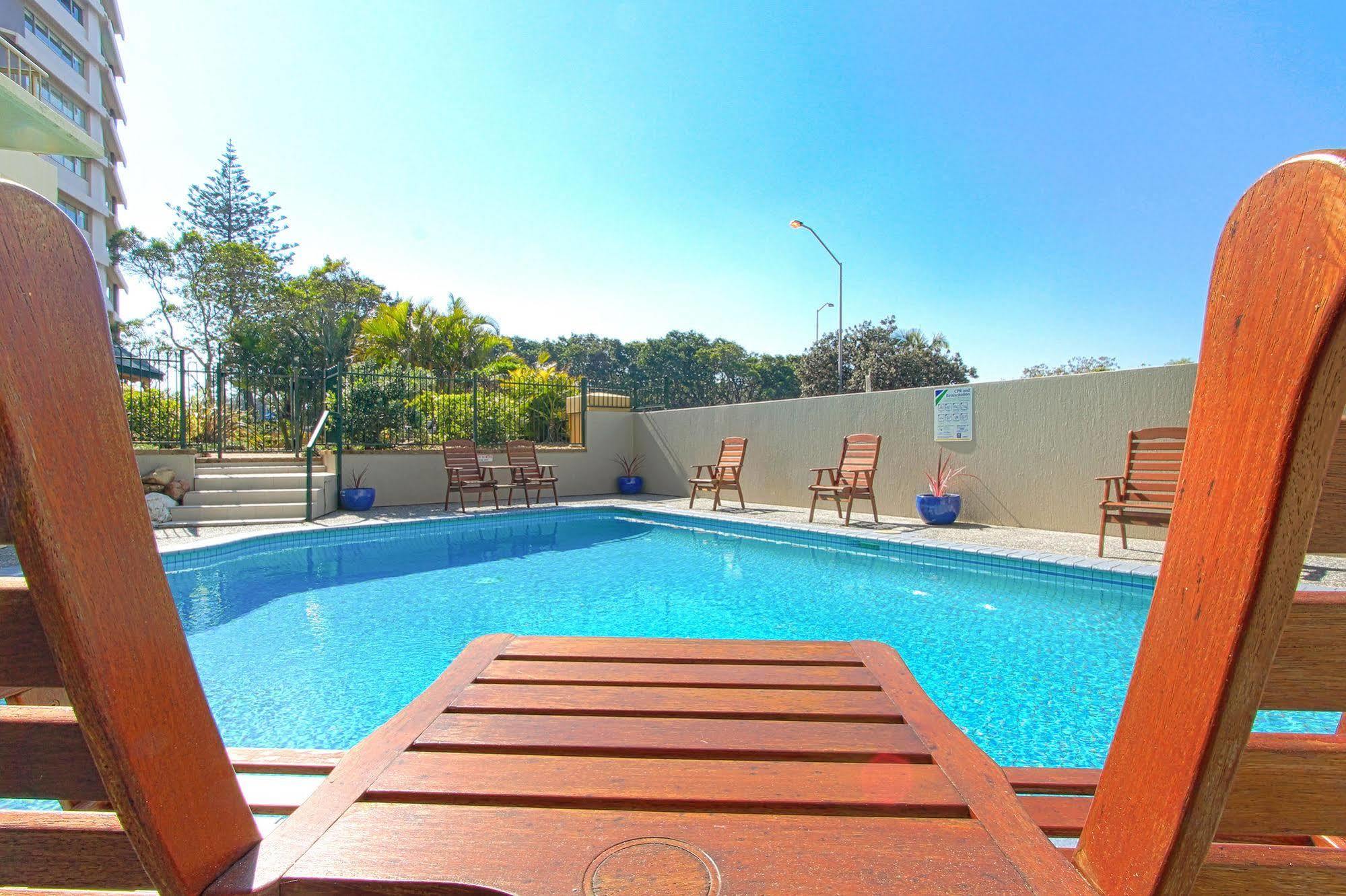 Capricorn One Beachside Holiday Apartments - Official Gold Coast Exterior photo